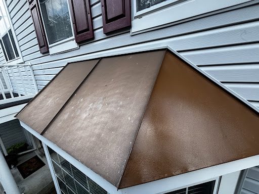 Bay window metal roof, copper finish, Before